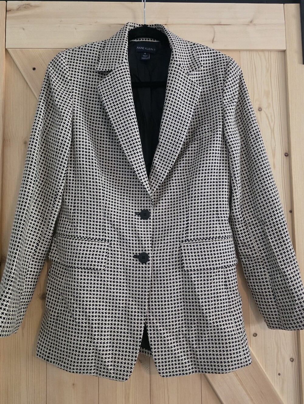 Anne Klein Black & Cream Houndstooth Blazer